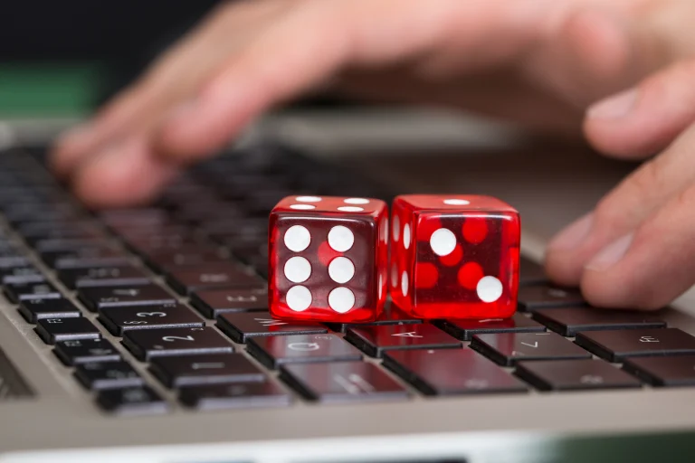 Knowledge that Will Help You Win: When to Gamble in Online Casinos